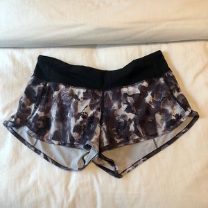Lululemon speed up short 2.5”